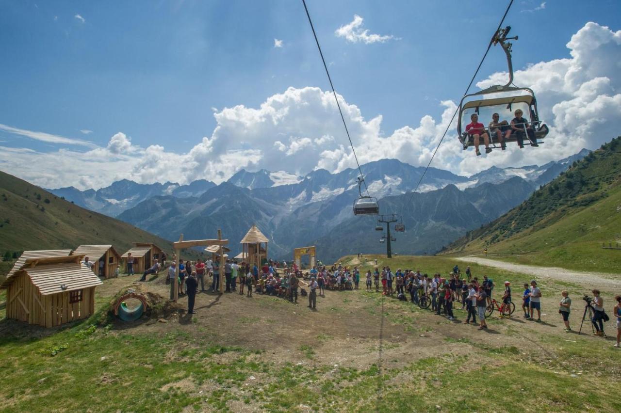 Hotel Cielo Blu Passo del Tonale Exteriör bild