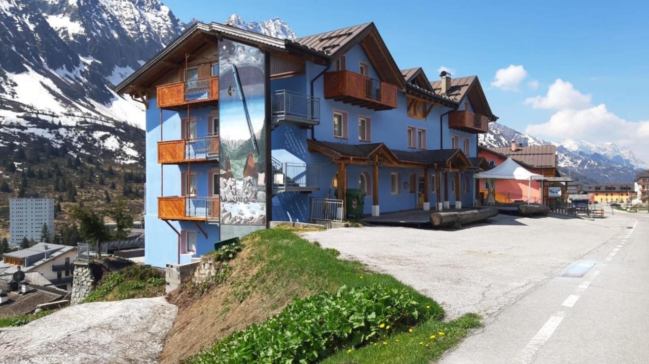 Hotel Cielo Blu Passo del Tonale Exteriör bild