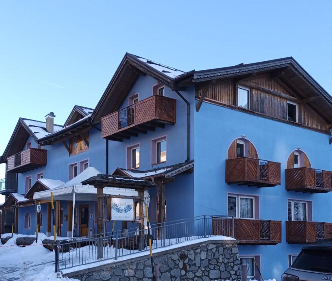 Hotel Cielo Blu Passo del Tonale Exteriör bild